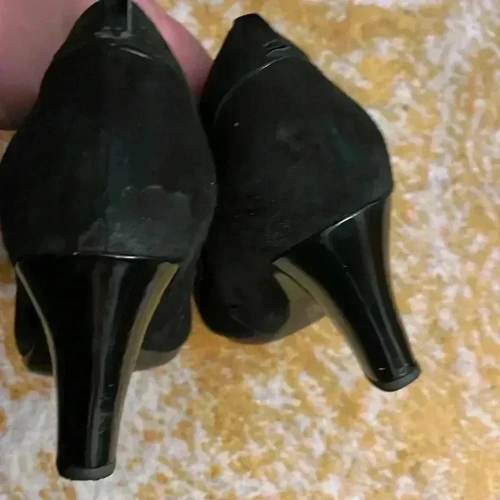 Clarks tige de cuir suede embroidered size, zipper heels, 7.5
